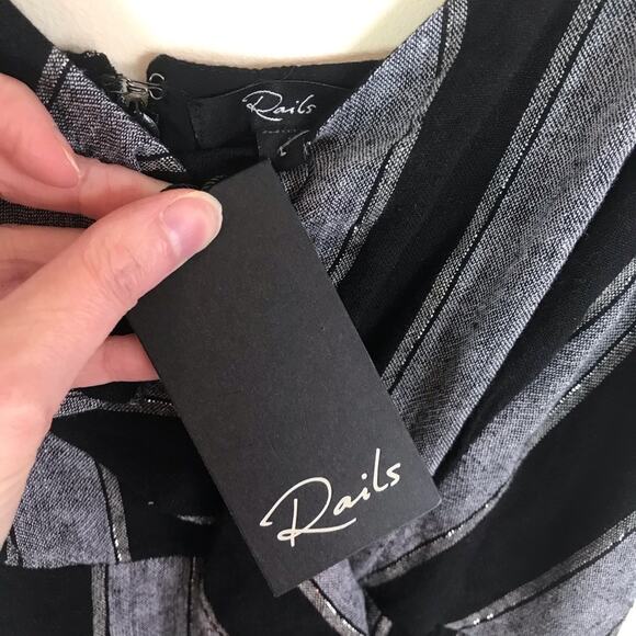 Rails Dress Ariel Stripe Faux Wrap Stripe Ruffle Gray Black Sleeveless Large NWT - Picture 4 of 5